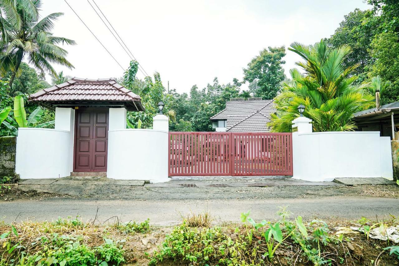 Thanal Premium Villa By - A Place To Call Your Home Muvattupuzha Екстер'єр фото